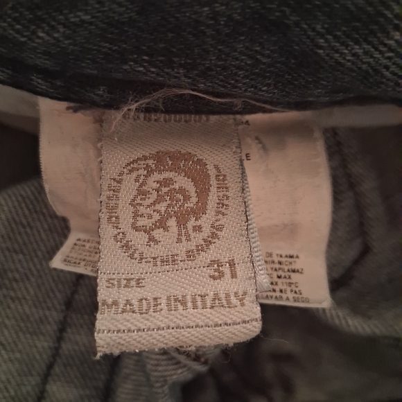 Diesel Men's Light Blue Distressed Jeans - Picture 5 of 8